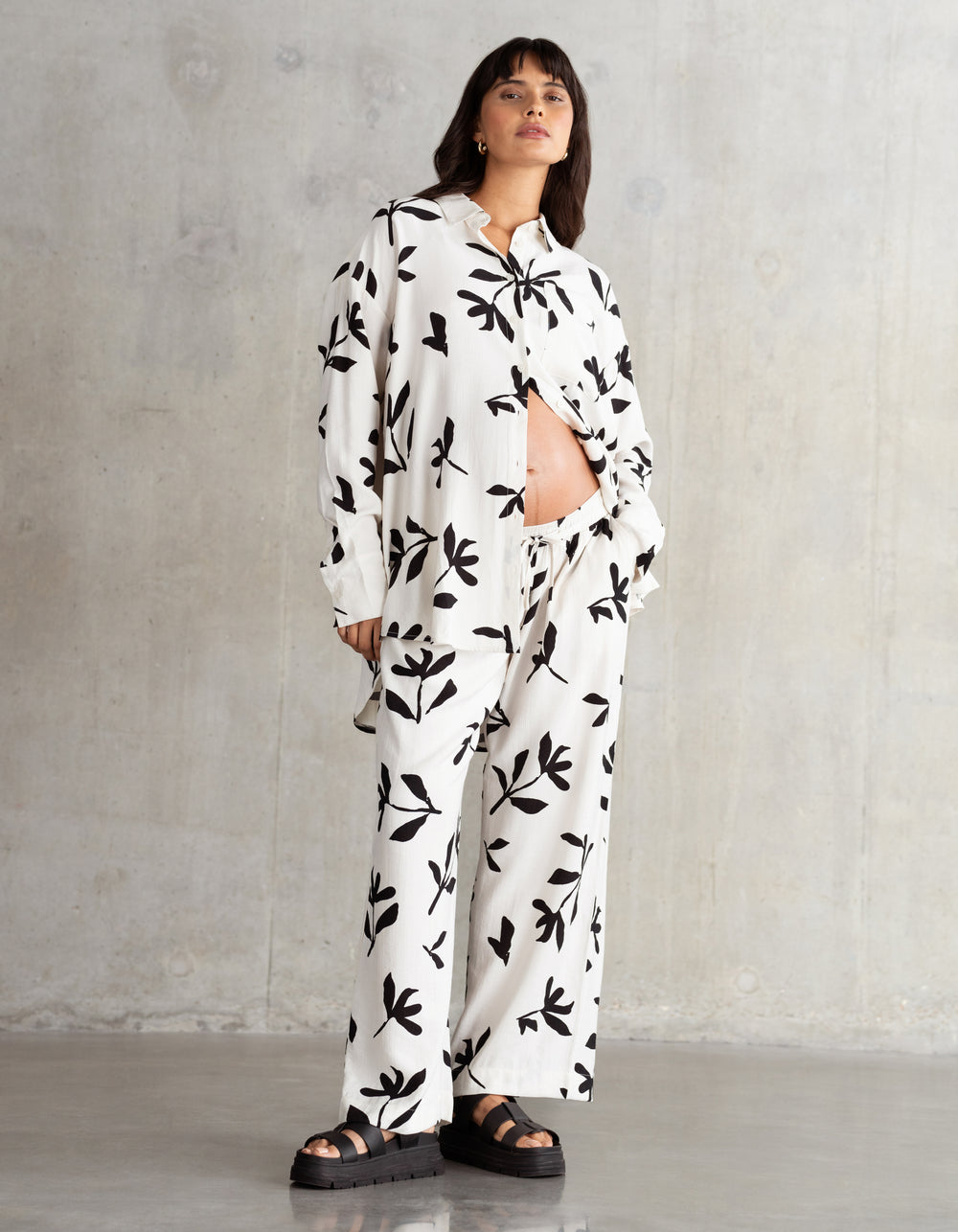 Gewebte Umstandshose mit weitem Bein und Print in Co-Ord-Design | Seraphine