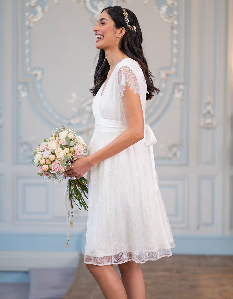 Short Lace V-Neck Maternity Wedding Dress