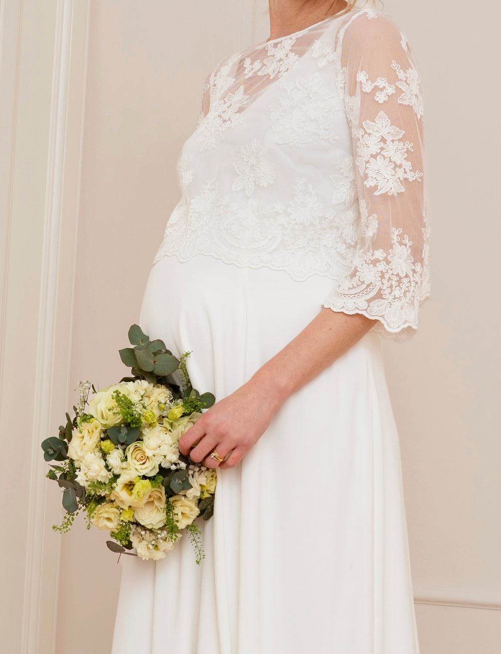 Maternity Wedding Dress with Detachable Lace