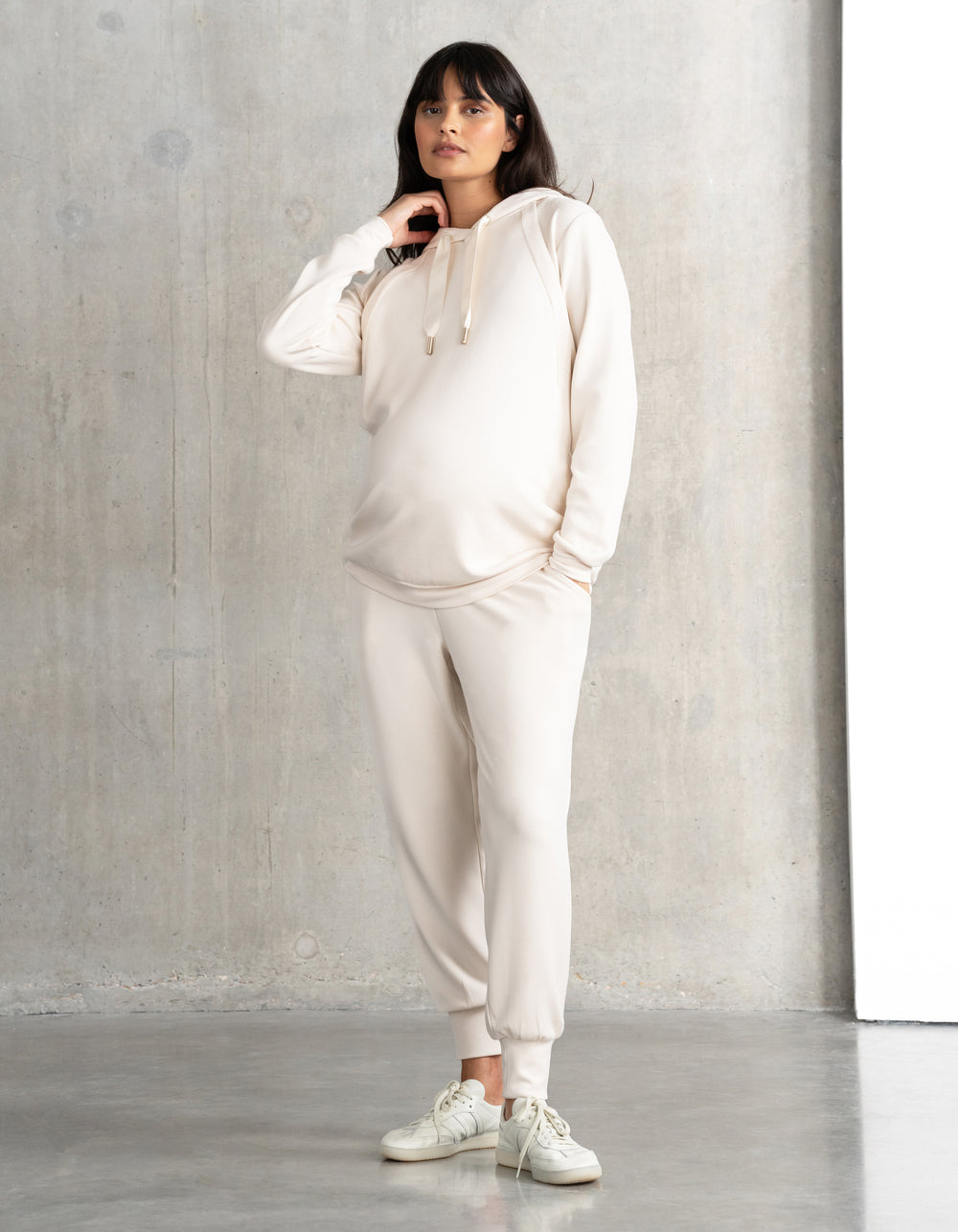 Pull de grossesse en mélange de modal crème